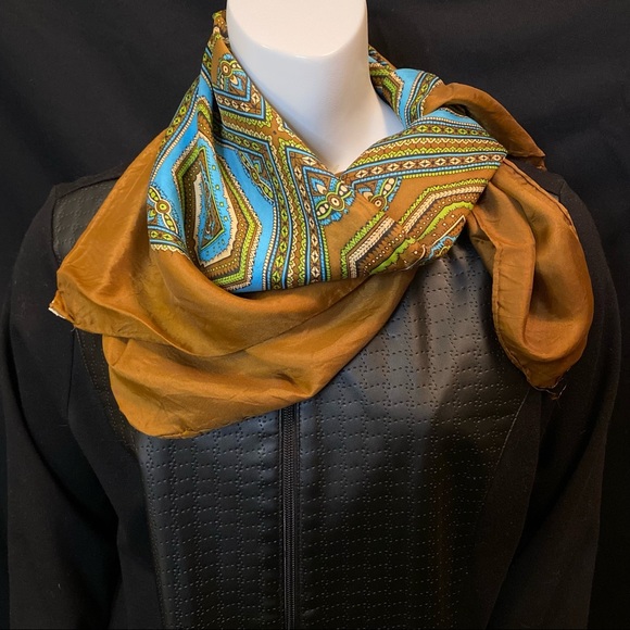 Glentex Vintage Scarf - Picture 4 of 7